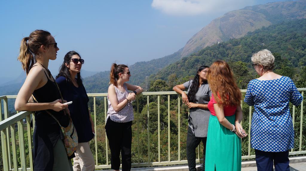 Grace Inn Munnar Homestay Екстериор снимка